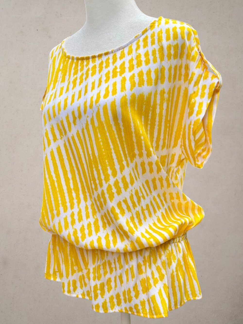 Michael Kors Abstract Geometric Medium Pullover Blouse Short Sleeve Top Peplum - Picture 7 of 14
